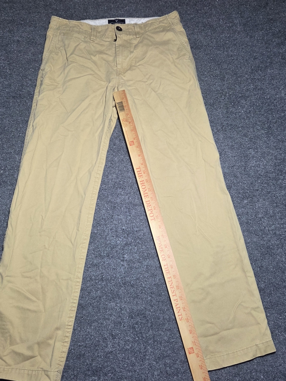 American Eagle Outfitters Men's Chino Pants Size 30x32 Khaki Relaxed Straight